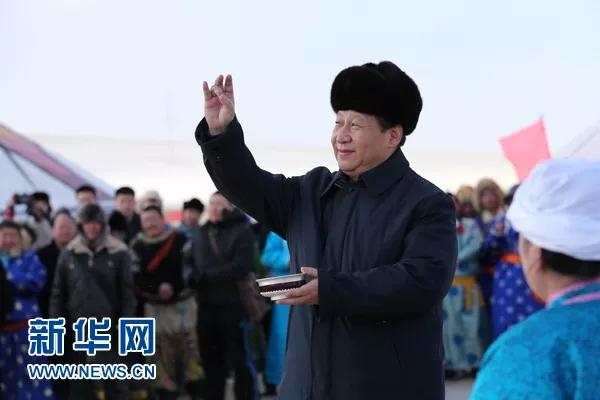 习近平的拜年范儿，年味足、情意浓