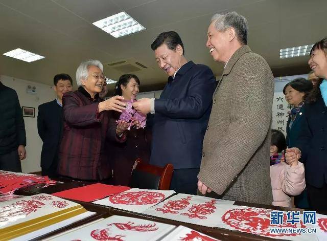 习近平的拜年范儿，年味足、情意浓